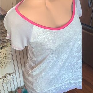 NWOT Daytrip scoop neck top